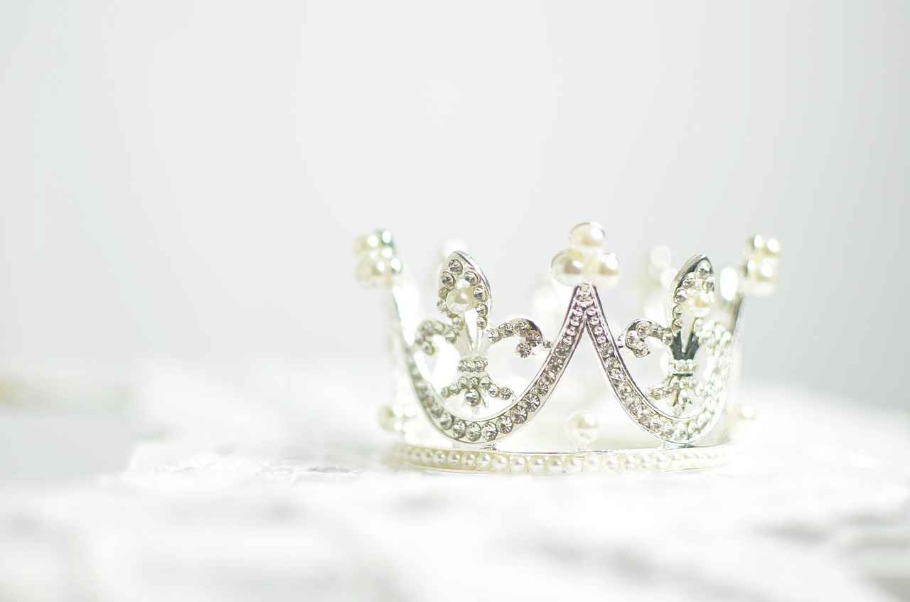 A small diamond tiara.