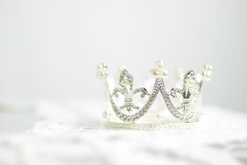 A tiara.
