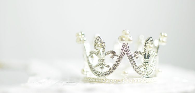A tiara.