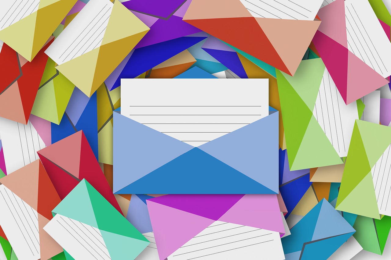 A graphic indicating mail and/or email.